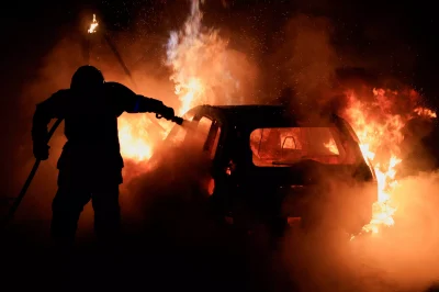 Les incendiaires de la LFI veulent faire payer les contribuables